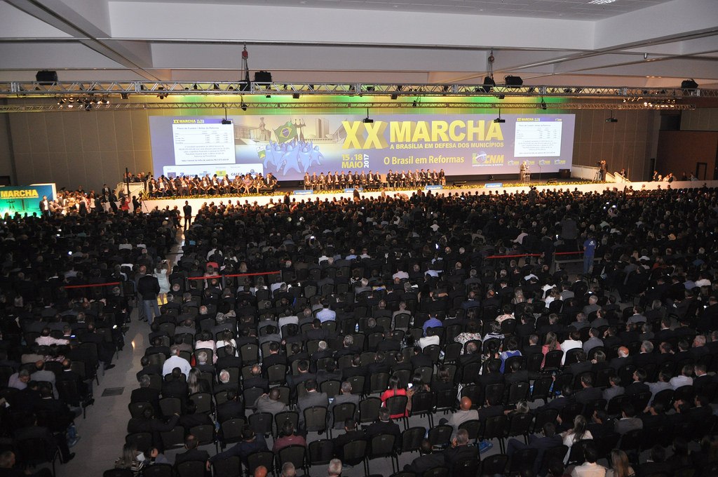 You are currently viewing Municipalistas catarinenses avaliam XX Marcha a Brasília em Defesa dos Municípios