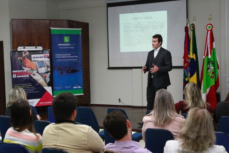 You are currently viewing Procons do Norte catarinense se reúnem em evento Prefeitura de Araquari