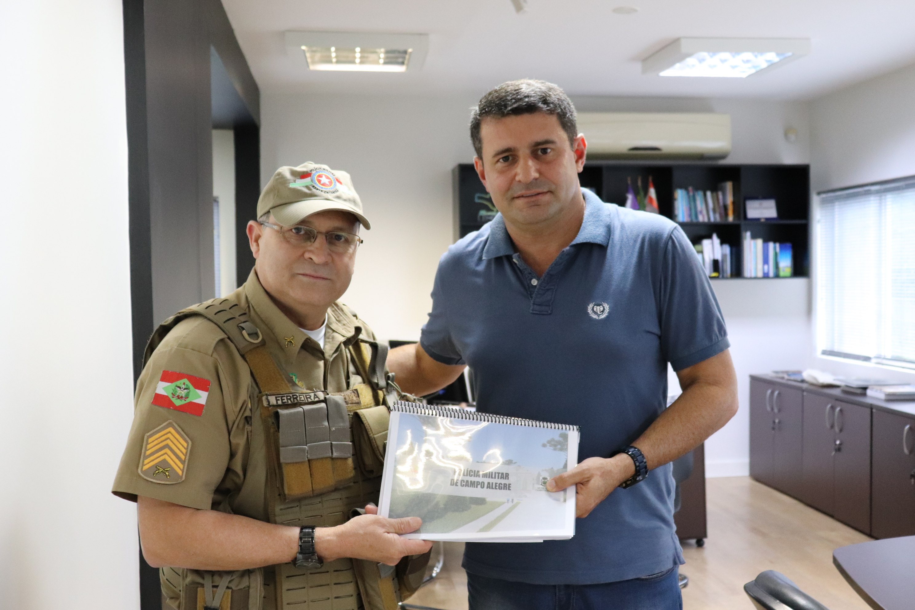 Read more about the article Amunesc entrega projeto de novo quartel para a Polícia Militar de Campo Alegre