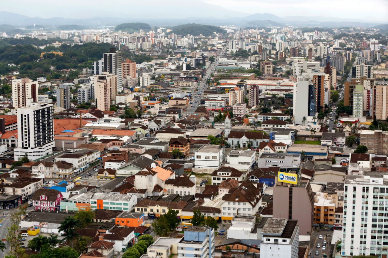 You are currently viewing Amunesc apoia projeto das Regiões Metropolitanas