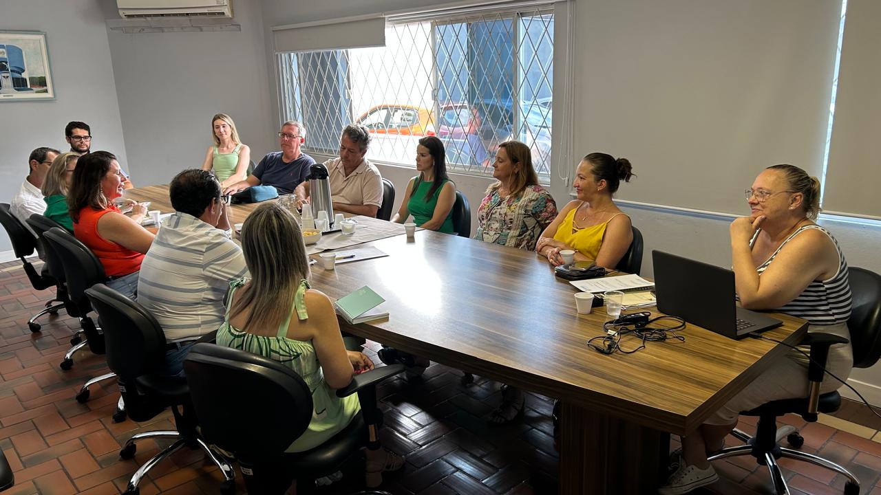 You are currently viewing Colegiado de Assistência Social define Metodologia da Conferência Municipal e Protocolo de Atendimento para as Pessoas em Situação de Rua